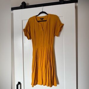 Vera wang yellow dress